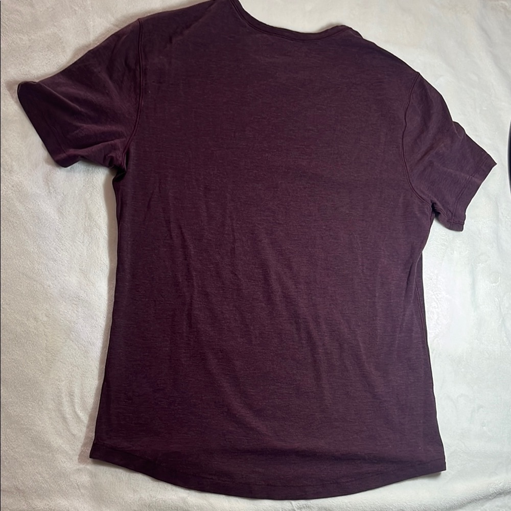 Lululemon Athletica burgundy Short Sleeve Tee